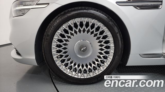 Genesis G90 из Кореи Encar