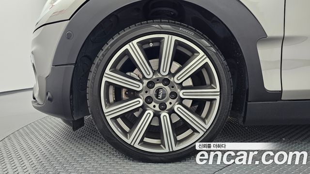 Mini Clubman Standard 2nd — пробег 69 370 км — фото 5 из 5