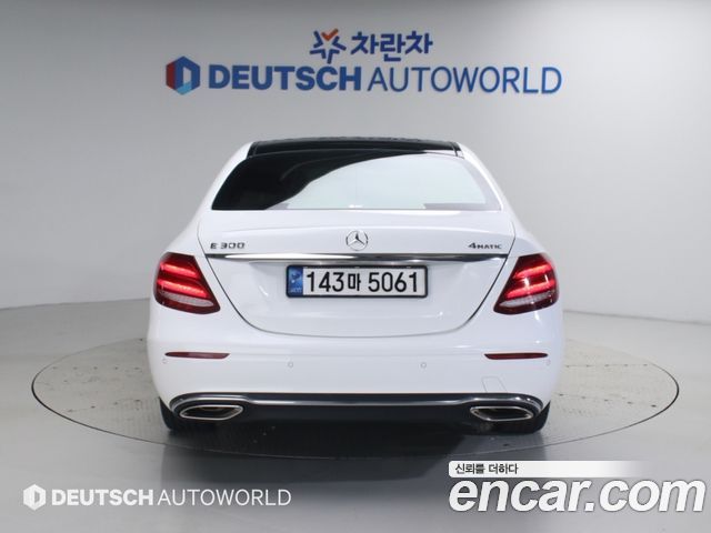 Mercedes-Benz E-Class из Кореи Encar