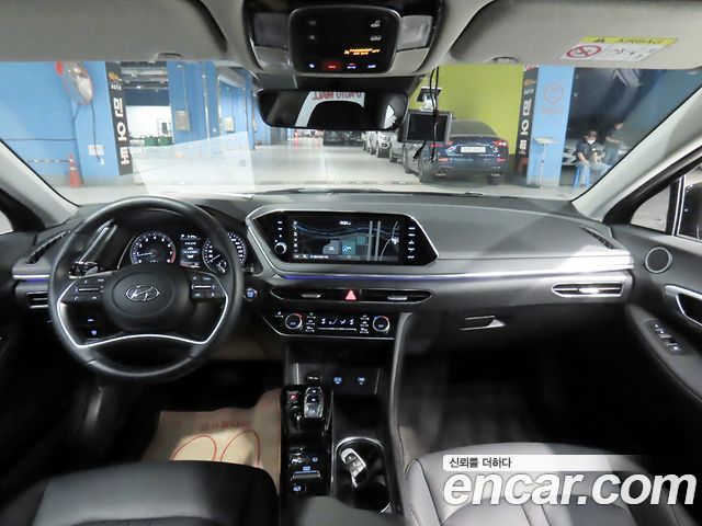 Hyundai Sonata 2.0 Premium Plus — пробег 14 316 км — фото 5 из 5
