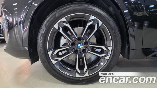 BMW X1 sDrive 20i M Sport — пробег 4 289 км — фото 5 из 5