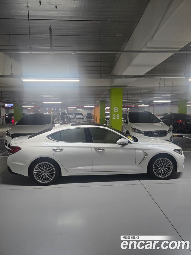 Genesis G70 из Кореи Encar