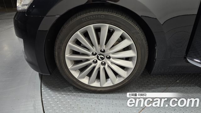 Hyundai Equus из Кореи Encar