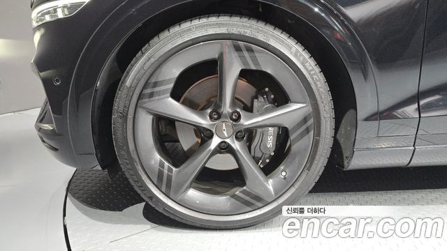 Genesis GV70 из Кореи Encar