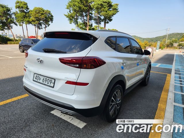 Hyundai Tucson из Кореи Encar