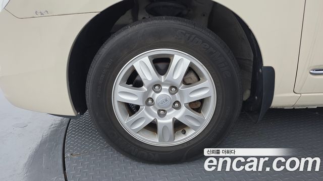 Kia Carens из Кореи Encar