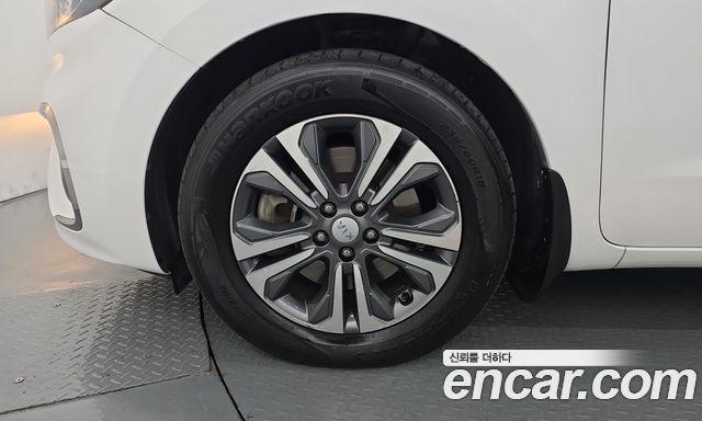 Kia Carnival 9-Seater Luxury — пробег 138 548 км — фото 5 из 5