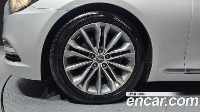 Hyundai Genesis из Кореи Encar