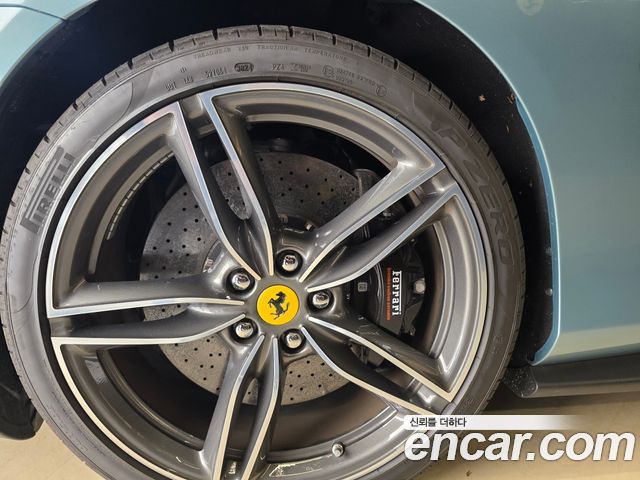 Ferrari Roma из Кореи Encar