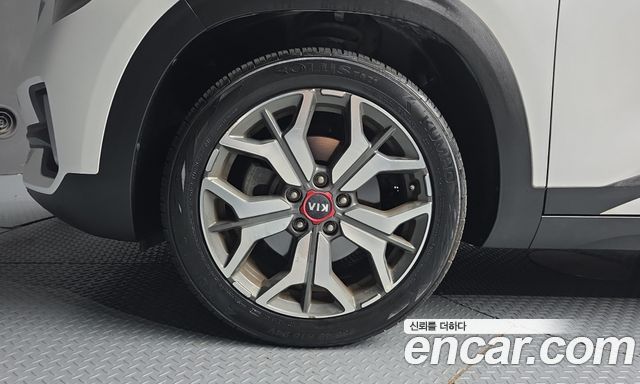 Kia Seltos из Кореи Encar