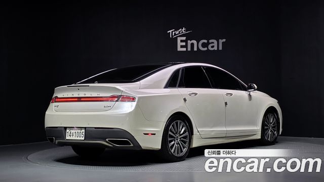 Lincoln MKZ Hybrid 2nd — пробег 221 572 км — фото 2 из 5