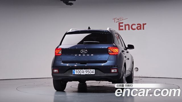 Hyundai Venue из Кореи Encar
