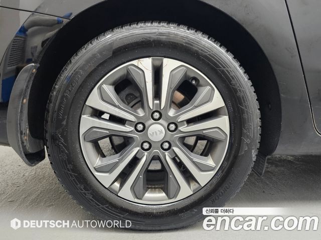 Kia Carnival 9-Seater Luxury — пробег 145 309 км — фото 5 из 5