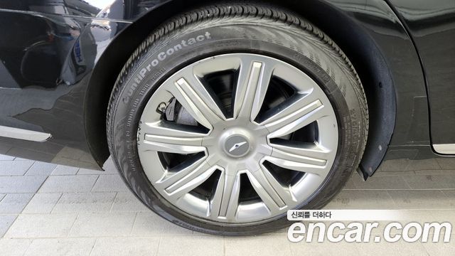 Genesis EQ900 5.0 GDI AWD Limousine Prestige — пробег 127 869 км