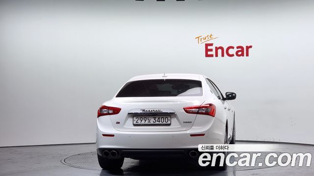 Maserati Ghibli из Кореи Encar