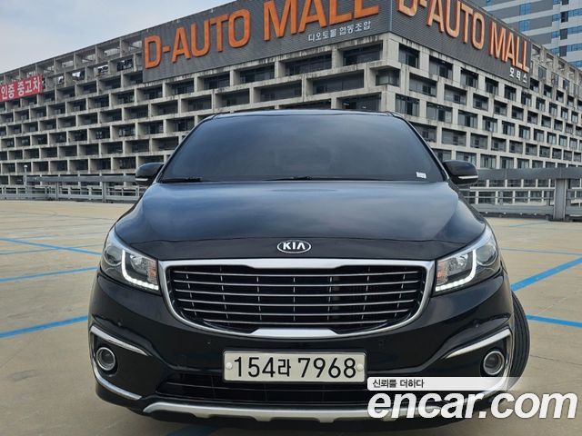 Kia Carnival 9-seater Luxury — пробег 91 910 км — фото 3 из 5