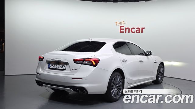 Maserati Ghibli из Кореи Encar