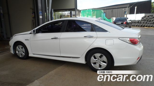 Hyundai Sonata 2.0 Premier — пробег 112 646 км