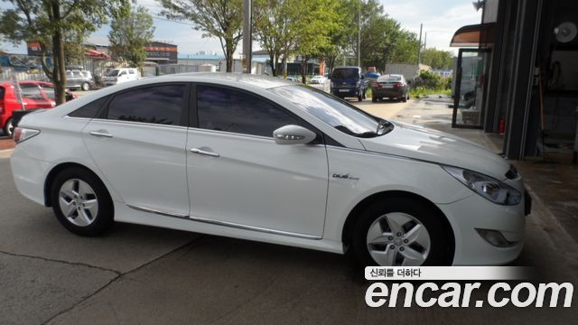 Hyundai Sonata 2.0 Premier — пробег 112 646 км