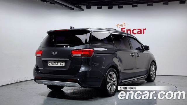 Kia Carnival Gasoline 9-seater Noblesse — пробег 180 952 км
