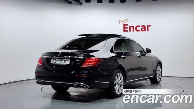 Mercedes-Benz E-Class E300 4MATIC Exclusive — пробег 90 857 км