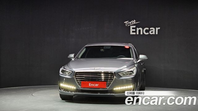 Genesis EQ900 3.3 T-GDI AWD Luxury — пробег 83 424 км