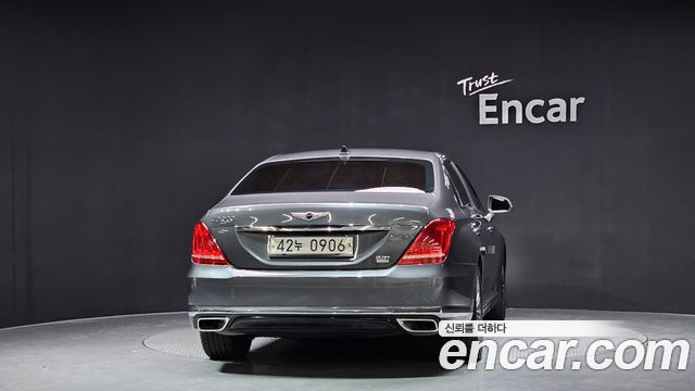 Genesis EQ900 3.3 T-GDI AWD Luxury — пробег 83 424 км