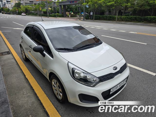 Kia pride 1.4 MPI Hatchback Smart Special — пробег 93 742 км