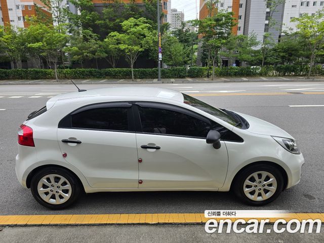 Kia pride 1.4 MPI Hatchback Smart Special — пробег 93 742 км