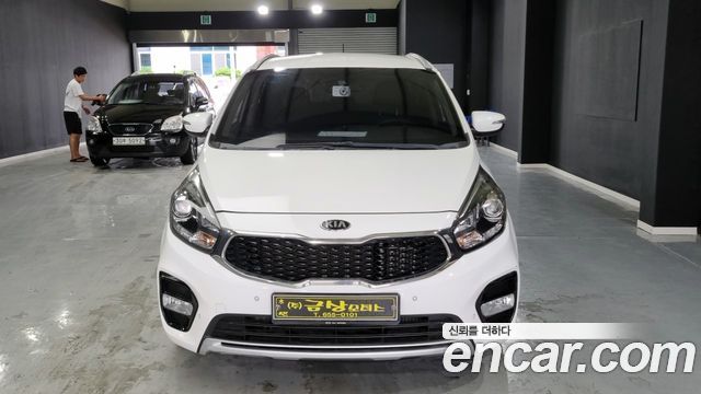 Kia Carens из Кореи Encar