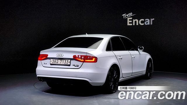 Audi A4 35 TDI Quattro Comfort Edition B8 — пробег 147 101 км