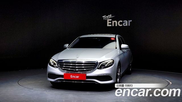 Mercedes-Benz E-Class из Кореи Encar