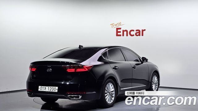 Kia K7 из Кореи Encar