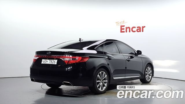 Hyundai Grandeur HG300 Premium — пробег 111 307 км