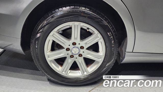 Mercedes-Benz E-Class E200 CGI — пробег 120 897 км