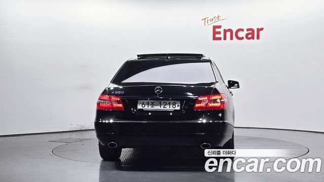 Mercedes-Benz E-Class из Кореи Encar