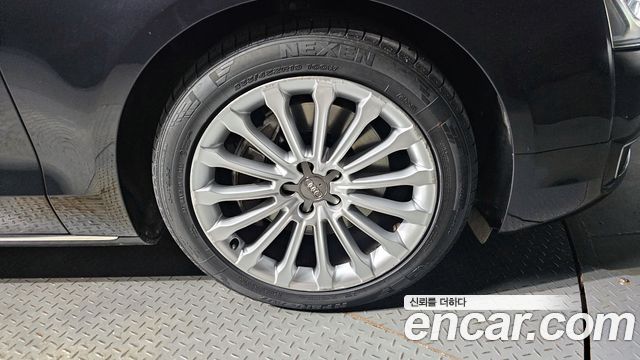 Audi A8 из Кореи Encar