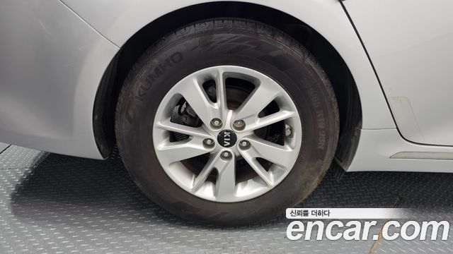Kia K5 LPI Prestige — пробег 181 415 км