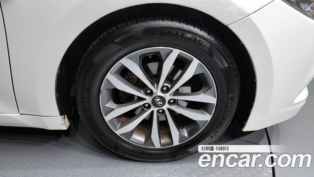 Hyundai Grandeur HG240 Luxury — пробег 139 664 км