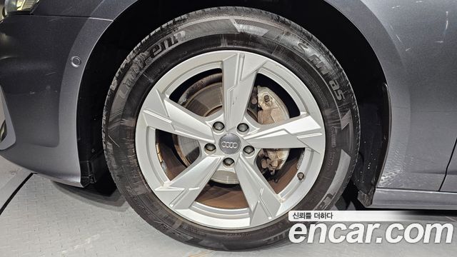 Audi A6 40 TDI — пробег 76 567 км