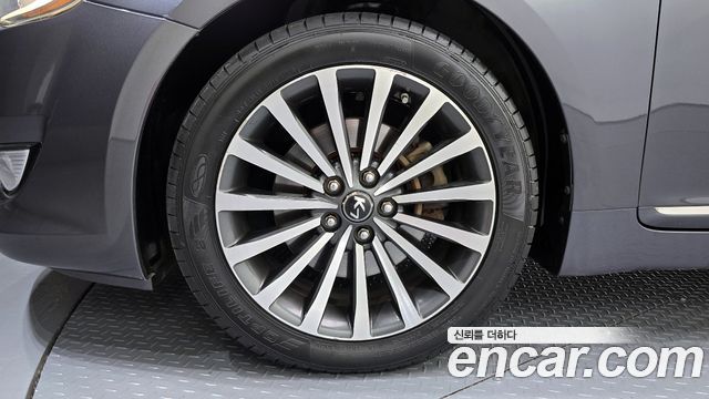 Kia K7 из Кореи Encar