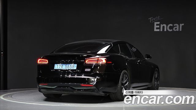 Tesla Model S из Кореи Encar
