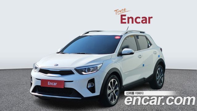 Kia Stonic из Кореи Encar