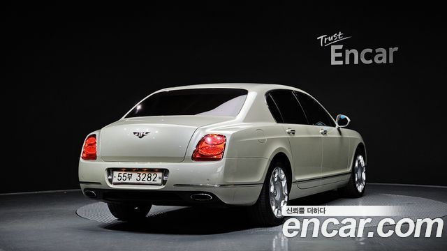 Bentley Flying Spur из Кореи Encar