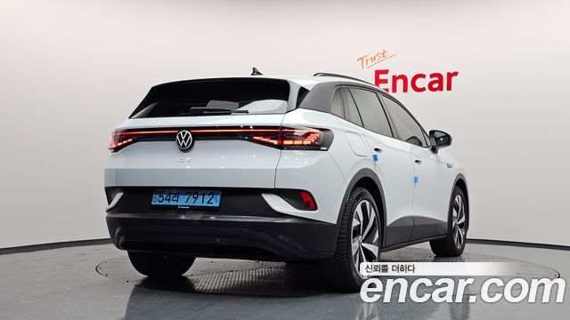 Volkswagen ID.4 Pro — пробег 65 033 км