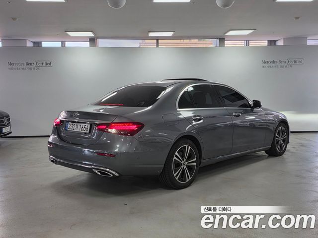 Mercedes-Benz E-Class из Кореи Encar