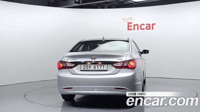 Hyundai Sonata LPI Premier — пробег 190 480 км — фото 4 из 5
