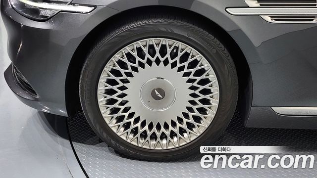 Genesis G90 3.8 AWD Premium Luxury — пробег 57 888 км