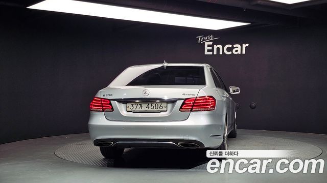 Mercedes-Benz E-Class E220 CDI Avantgarde — пробег 182 722 км