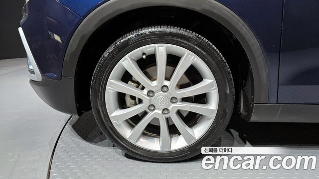 Ssangyong TIBOLI 1.6 IX 2WD — пробег 28 927 км